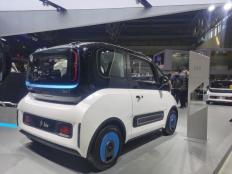 宝骏e300新能源|新宝骏E300报价多少